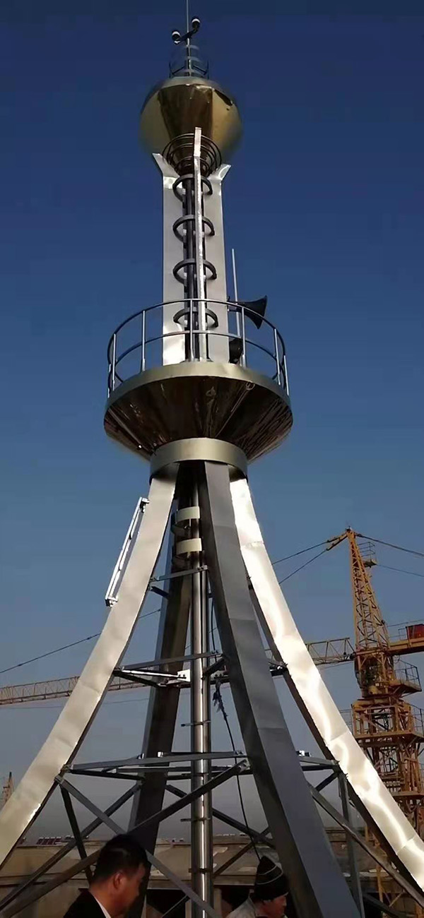 װ